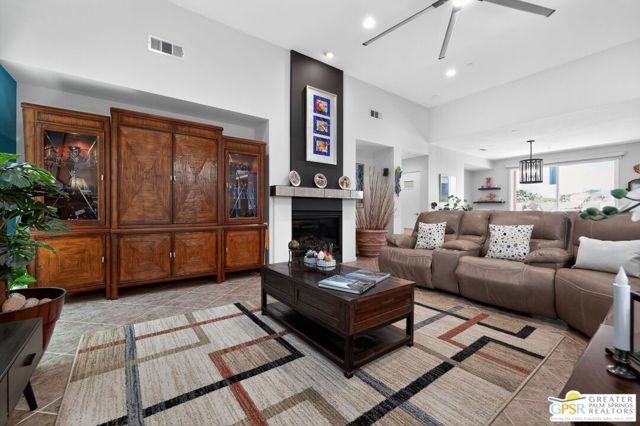 4935 Geary Way, Palm Springs, CA 92262