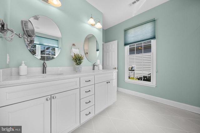 6712 BUGLECALL PL, Gainesville, VA 20155