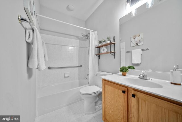 6712 BUGLECALL PL, Gainesville, VA 20155