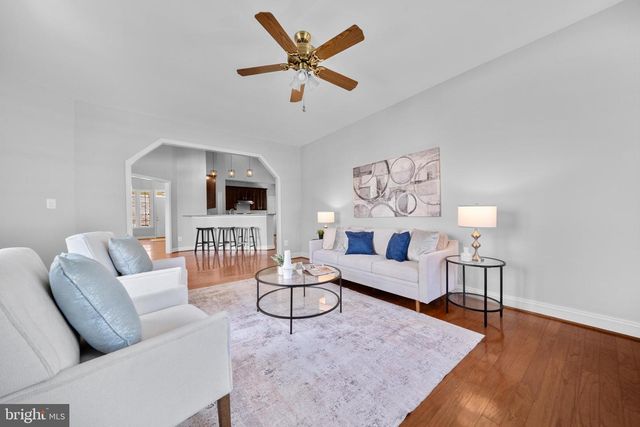 6712 BUGLECALL PL, Gainesville, VA 20155