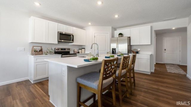 12635 Watts Drive, Fort Wayne, IN 46818