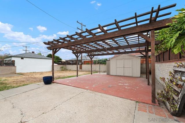 4331 Corinth St, San Diego, CA 92115