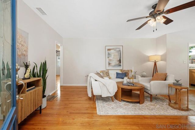 4331 Corinth St, San Diego, CA 92115