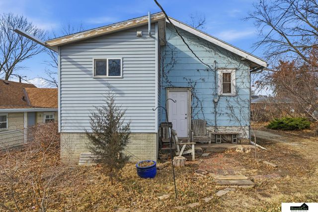 3932 Saint Marys Avenue, Lincoln, NE 68502