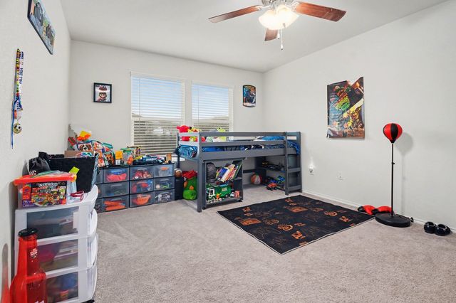 608 Vicksburg Drive, Van Alstyne, TX 75495