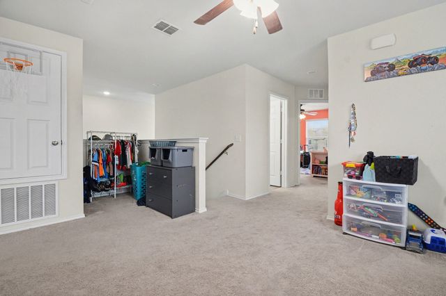 608 Vicksburg Drive, Van Alstyne, TX 75495