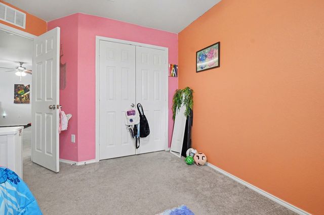 608 Vicksburg Drive, Van Alstyne, TX 75495