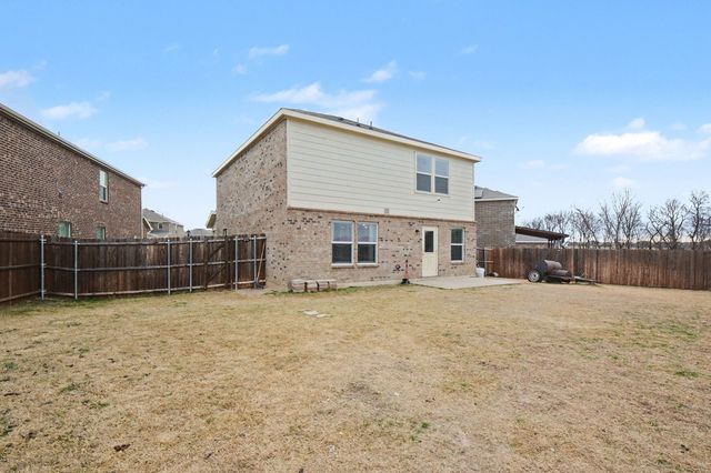 608 Vicksburg Drive, Van Alstyne, TX 75495