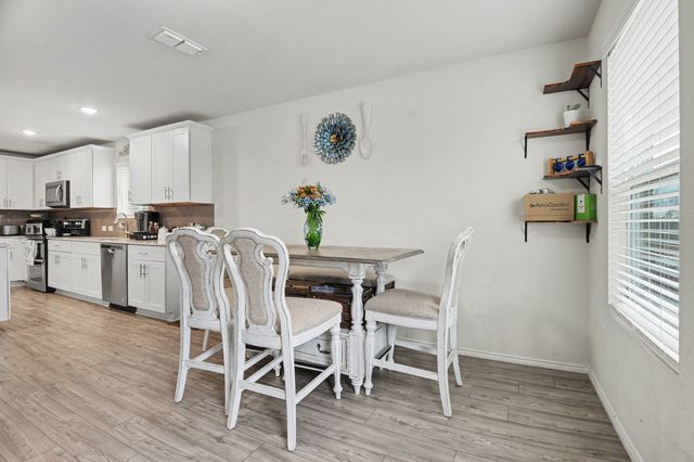 608 Vicksburg Drive, Van Alstyne, TX 75495