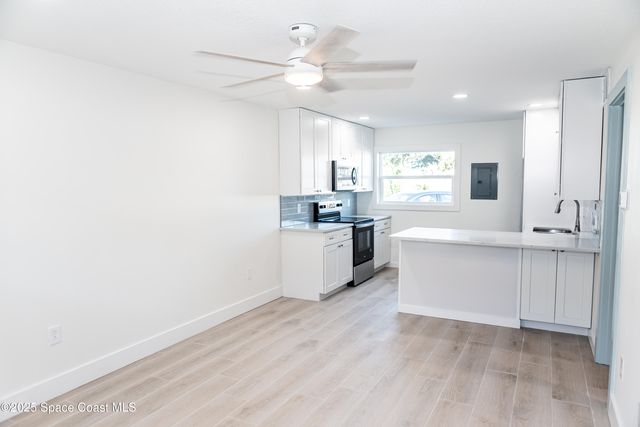 7165 Ridgewood Avenue Unt3, Cape Canaveral, FL 32920