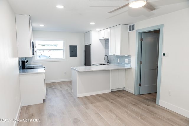 7165 Ridgewood Avenue Unt3, Cape Canaveral, FL 32920
