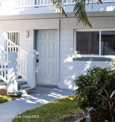 7165 Ridgewood Avenue Unt3, Cape Canaveral, FL 32920