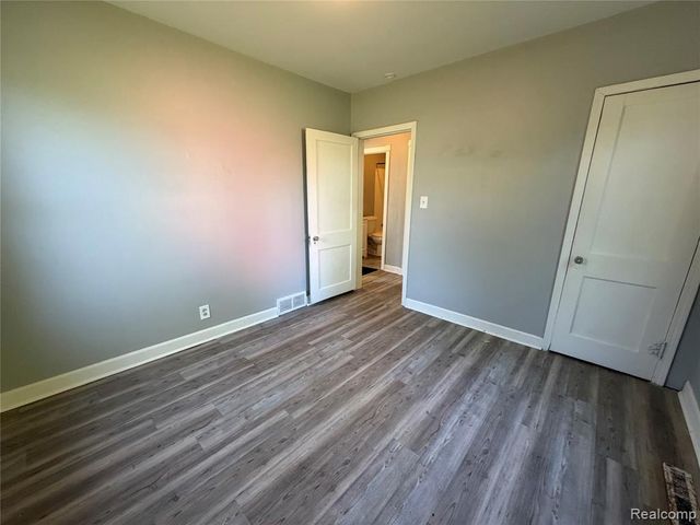 3320 Leith Street, Flint, MI 48506