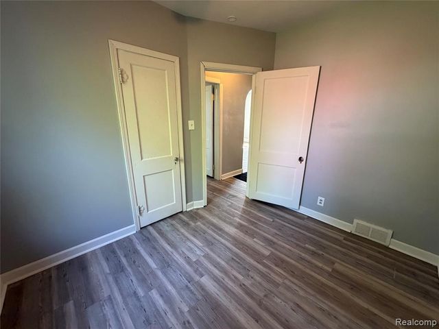 3320 Leith Street, Flint, MI 48506