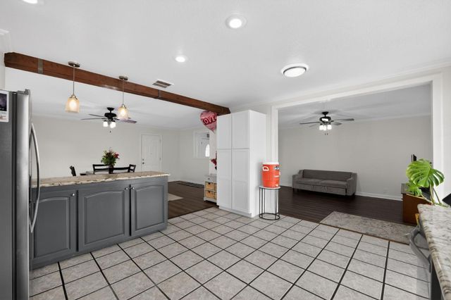 865 Locust Avenue, Manteca, CA 95337