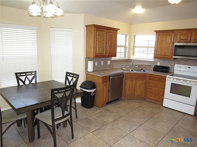 65 Bluebonnet Loop, Belton, TX 76513