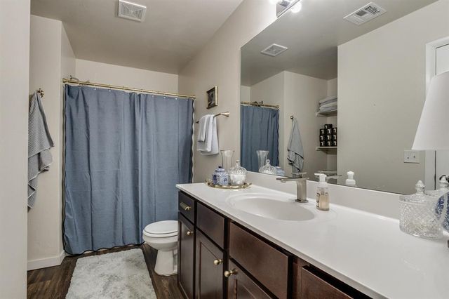 1805 Schooner Road, El Reno, OK 73036