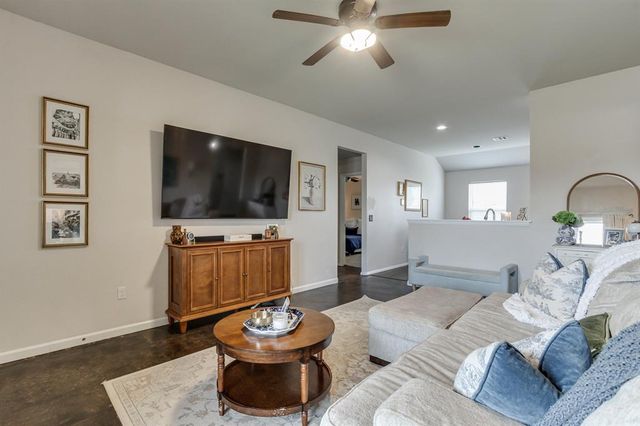 1805 Schooner Road, El Reno, OK 73036