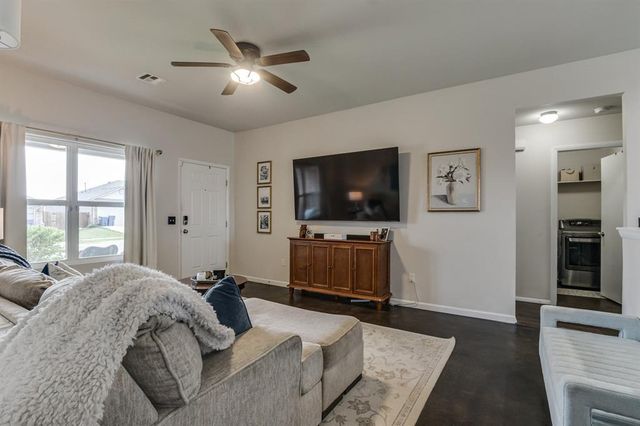 1805 Schooner Road, El Reno, OK 73036