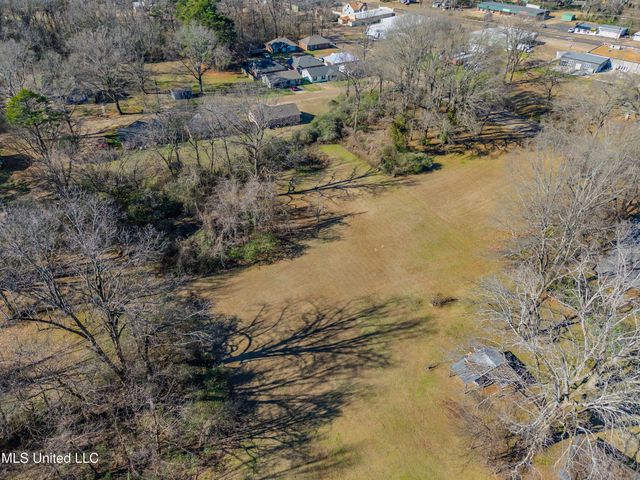 210 Eureka Street, Batesville, MS 38606