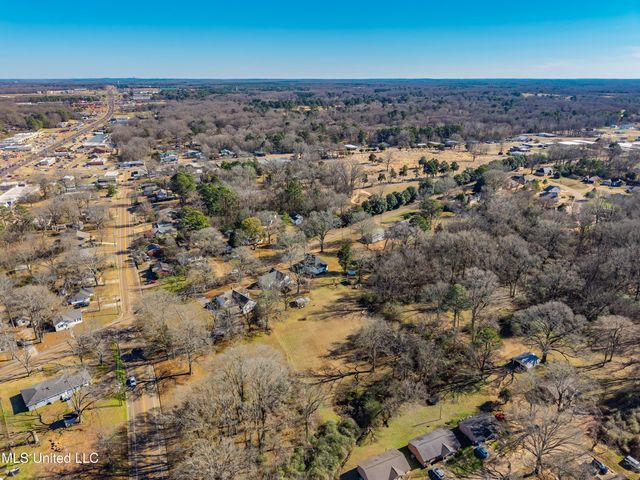 210 Eureka Street, Batesville, MS 38606