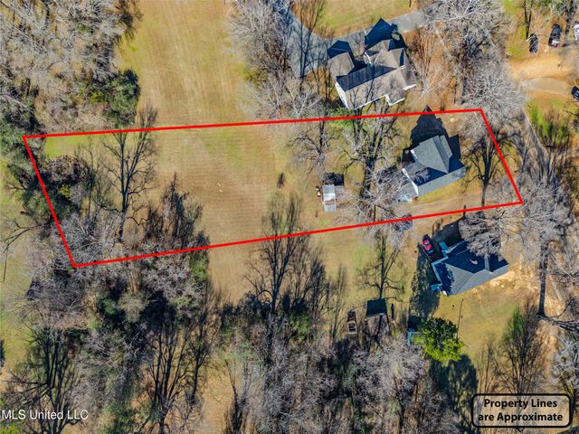 210 Eureka Street, Batesville, MS 38606