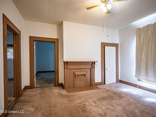 210 Eureka Street, Batesville, MS 38606