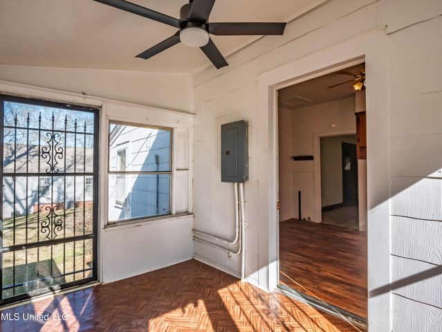 210 Eureka Street, Batesville, MS 38606