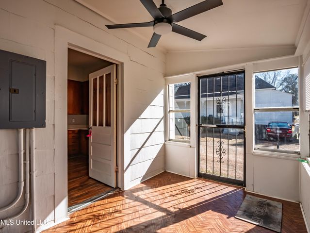 210 Eureka Street, Batesville, MS 38606