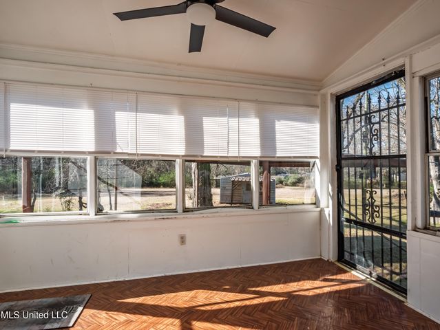 210 Eureka Street, Batesville, MS 38606