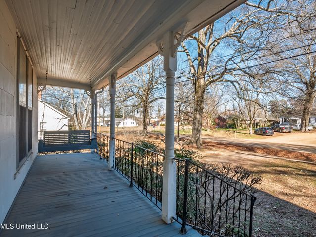 210 Eureka Street, Batesville, MS 38606