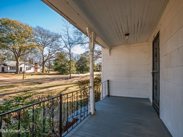 210 Eureka Street, Batesville, MS 38606