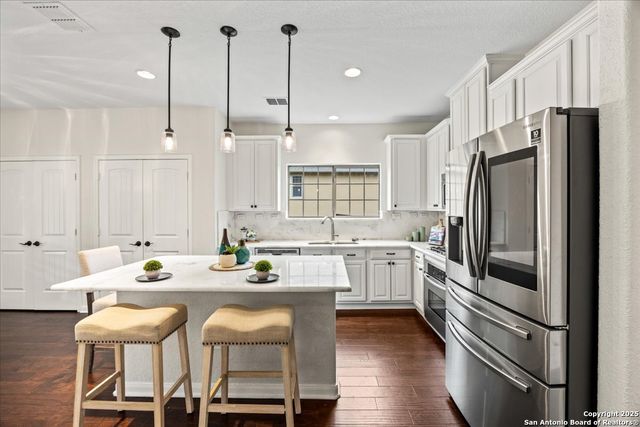 1215 Andover Bay, San Antonio, TX 78258