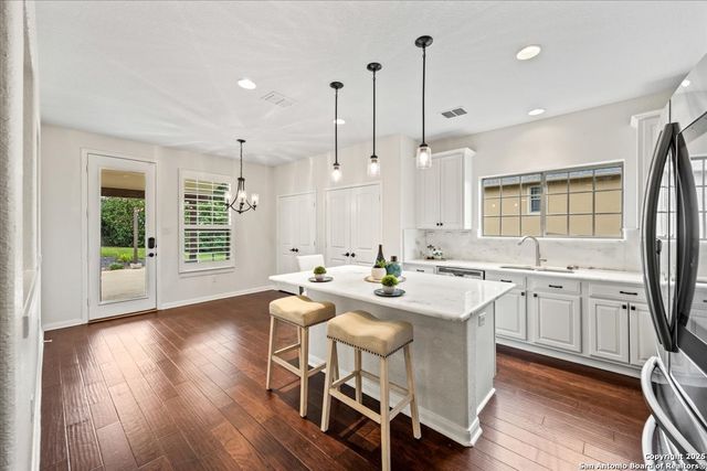 1215 Andover Bay, San Antonio, TX 78258