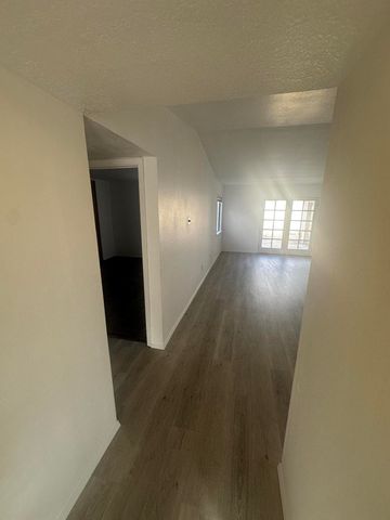 429 Victor Lane SE, Rio Rancho, NM 87124