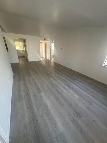 429 Victor Lane SE, Rio Rancho, NM 87124