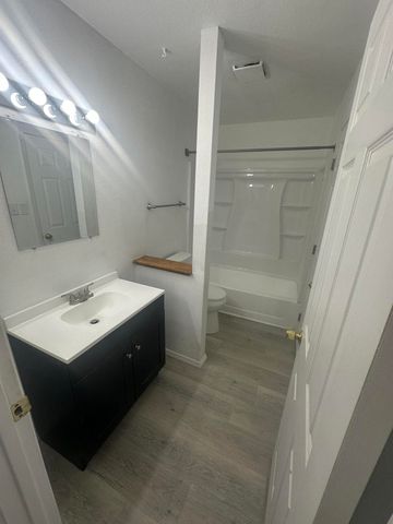 429 Victor Lane SE, Rio Rancho, NM 87124