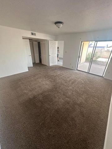 429 Victor Lane SE, Rio Rancho, NM 87124