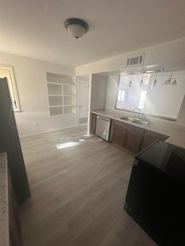 429 Victor Lane SE, Rio Rancho, NM 87124