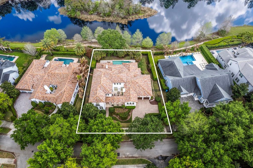 Image 3 of property listing at 1735 FOSS AVENUE, Orlando, FL 32814