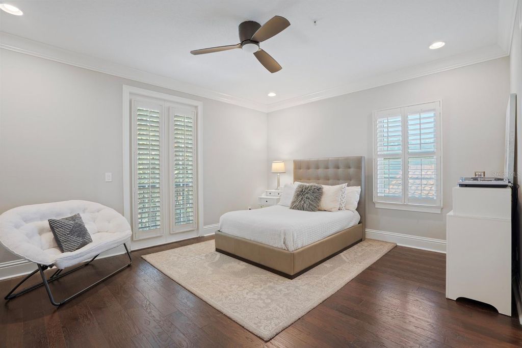 Image 28 of property listing at 1735 FOSS AVENUE, Orlando, FL 32814