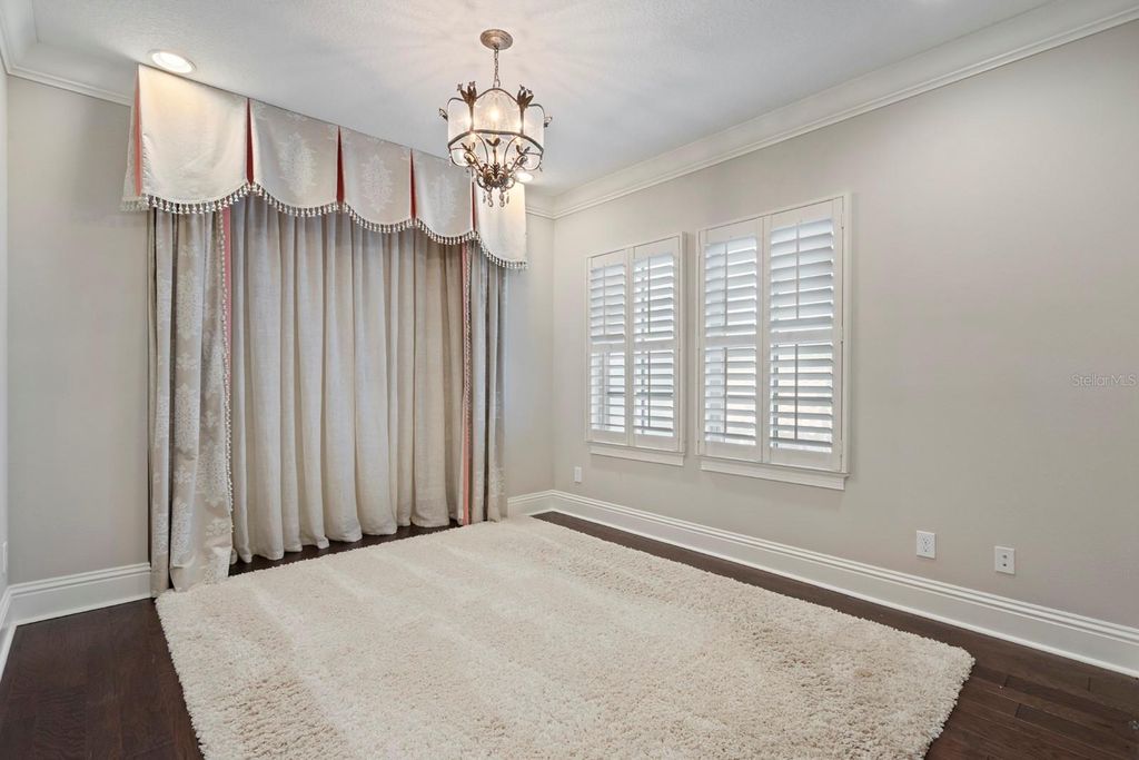 Image 30 of property listing at 1735 FOSS AVENUE, Orlando, FL 32814