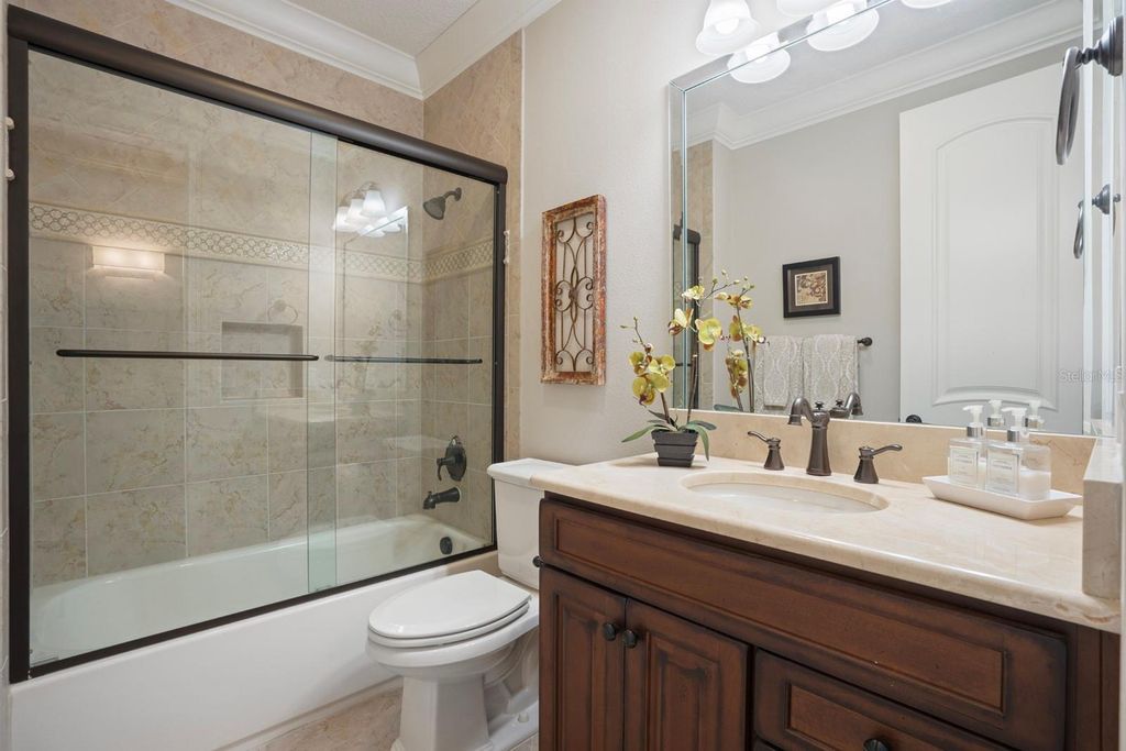 Image 34 of property listing at 1735 FOSS AVENUE, Orlando, FL 32814