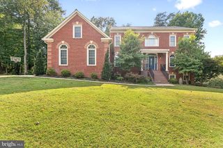 12891 CROUCH DR, Fairfax, VA 22030