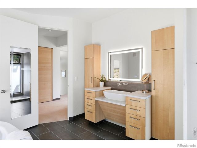 660 S Peak Road, Boulder, CO 80302