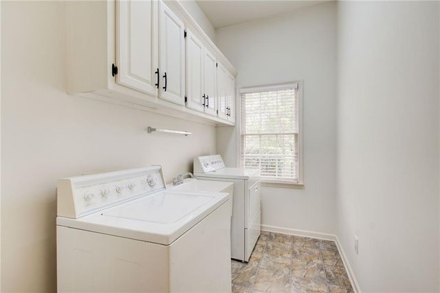 940 Waters Reach Court, Alpharetta, GA 30022