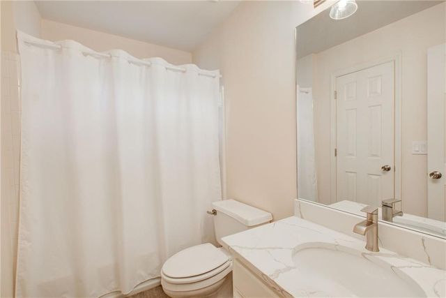 940 Waters Reach Court, Alpharetta, GA 30022