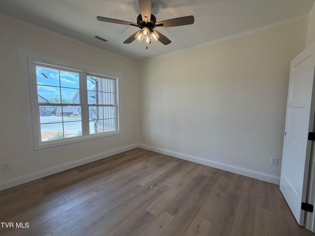 3061 Sawgrass Drive, Jonesborough, TN 37659