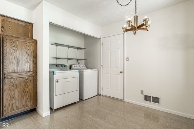 9223 Golden Oaks E, Indianapolis, IN 46260