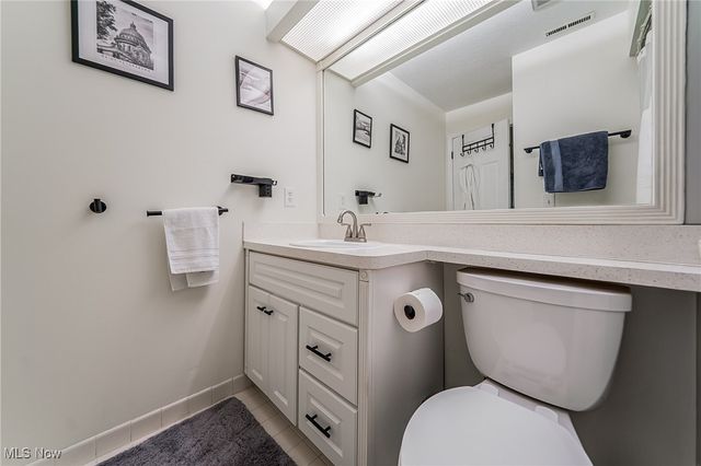 2820 N Bay Drive, Westlake, OH 44145